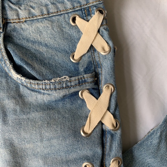 Zara Ribbon Jeans - Picture 2 of 7
